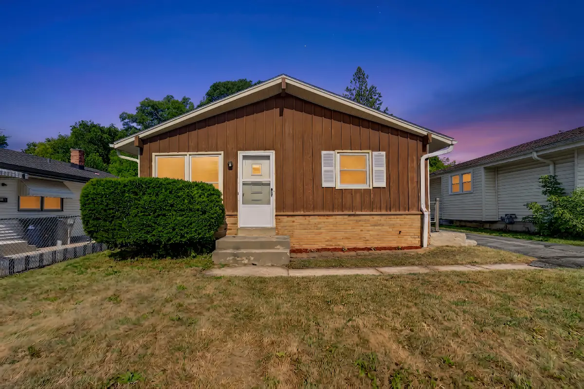 6520 N 54th St, Milwaukee, WI 53223 - #1