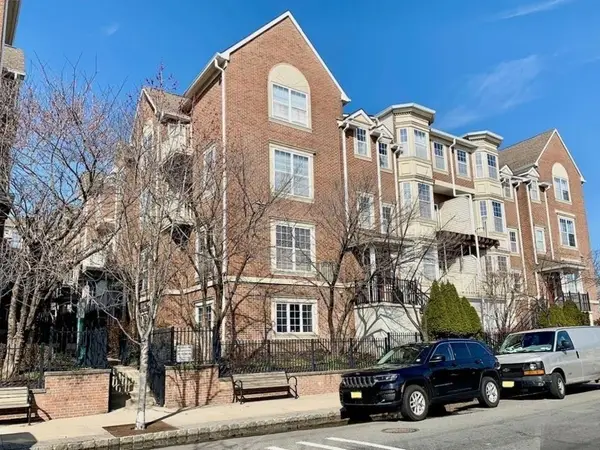 200 Dey St #258, Harrison Town, NJ 07029