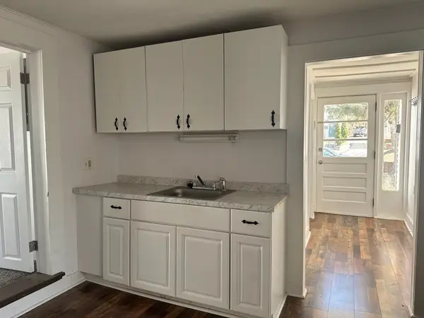 97 franklin Street #C, Franklin, NH 03235