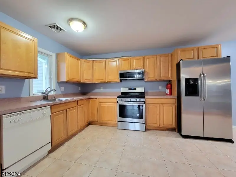 154 Norwood Ave #2, Lodi, NJ 07644 - #2