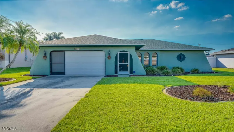 3612 SE 5th Avenue, Cape Coral, FL 33904 - Image #2