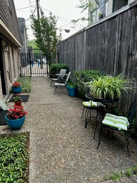 3811 Holland Avenue, Dallas, TX 75219 - #2