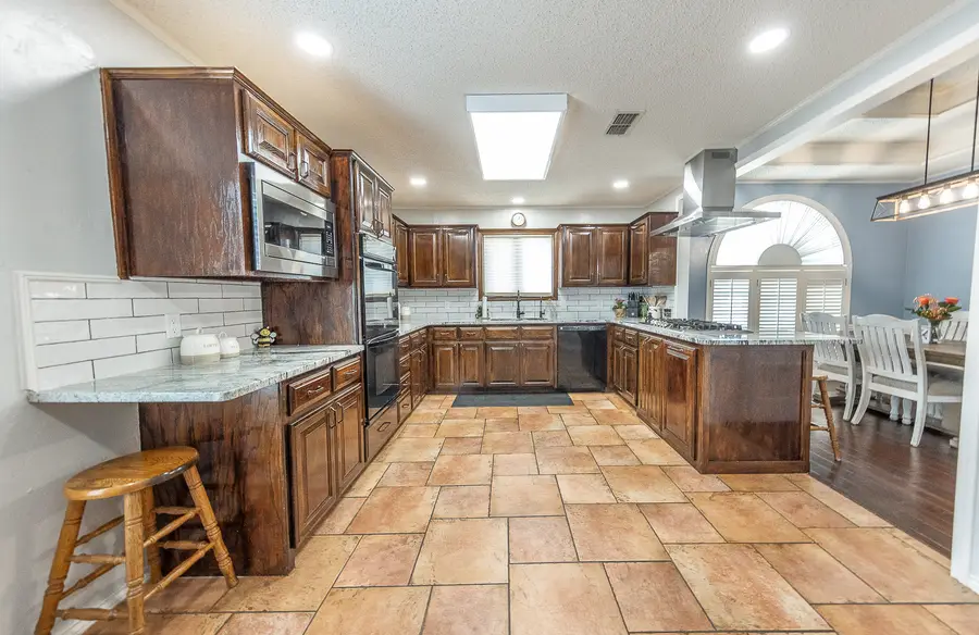 8303 Trenton Avenue, Lubbock, TX 79424 - #3