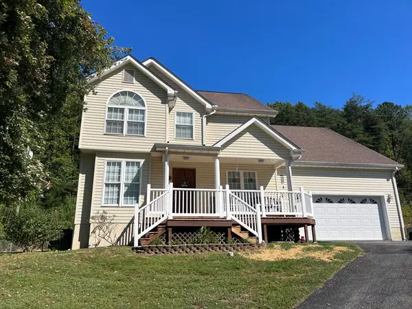 490 Ponderosa Drive, Paintsville, KY 41240