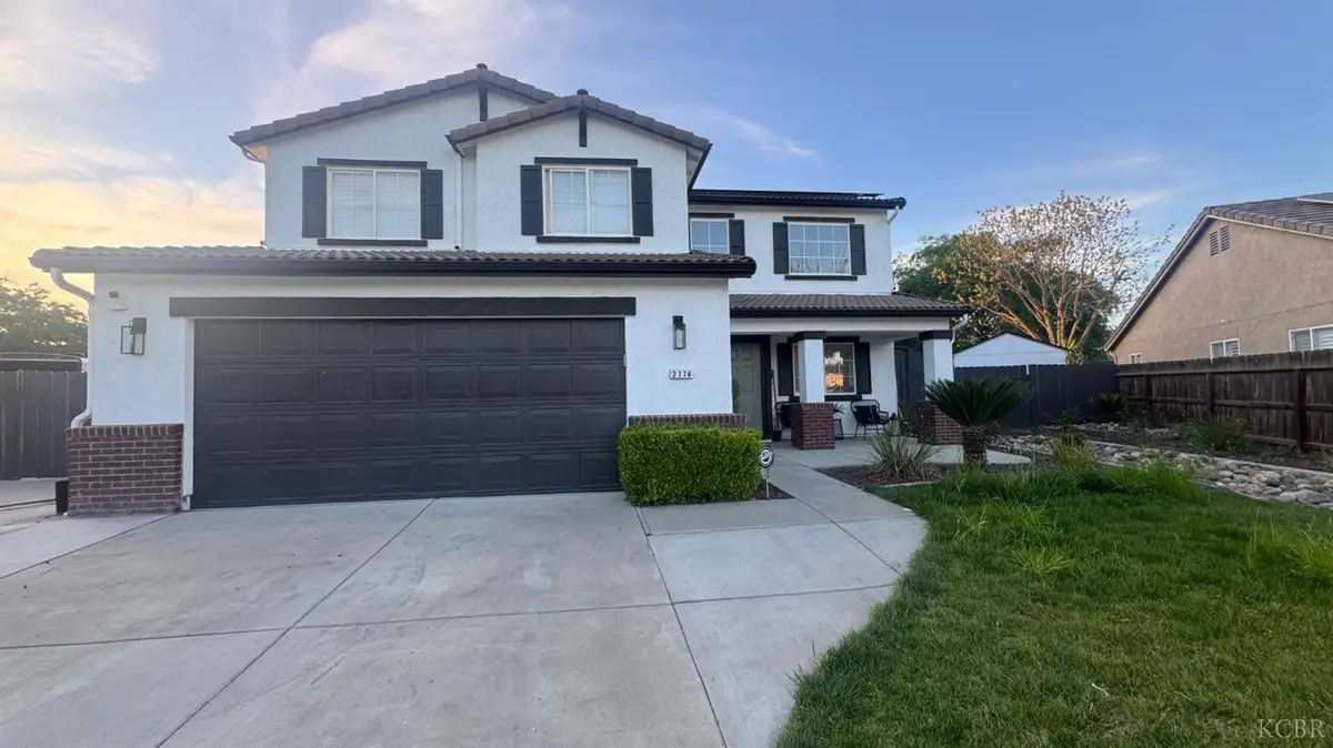 2174 W Picadilly, Hanford, CA 93230 - #1