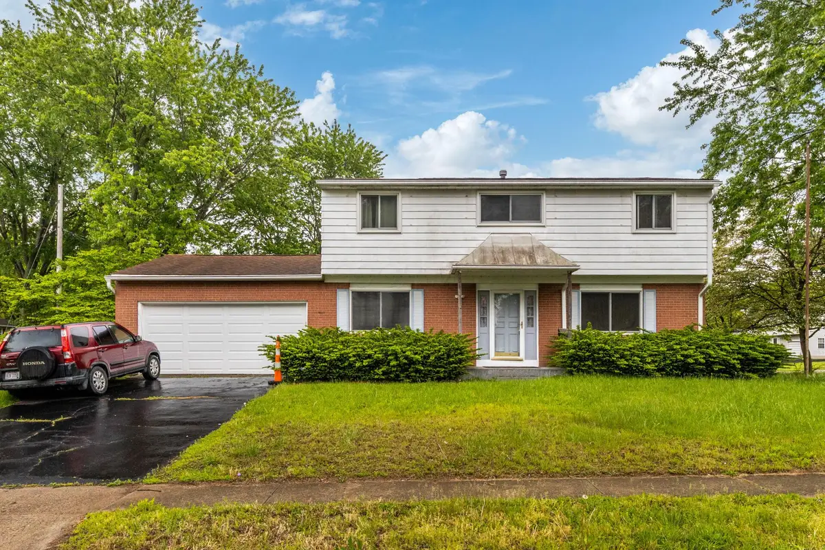 5203 Quincy Drive, Columbus, OH 43232 - #1
