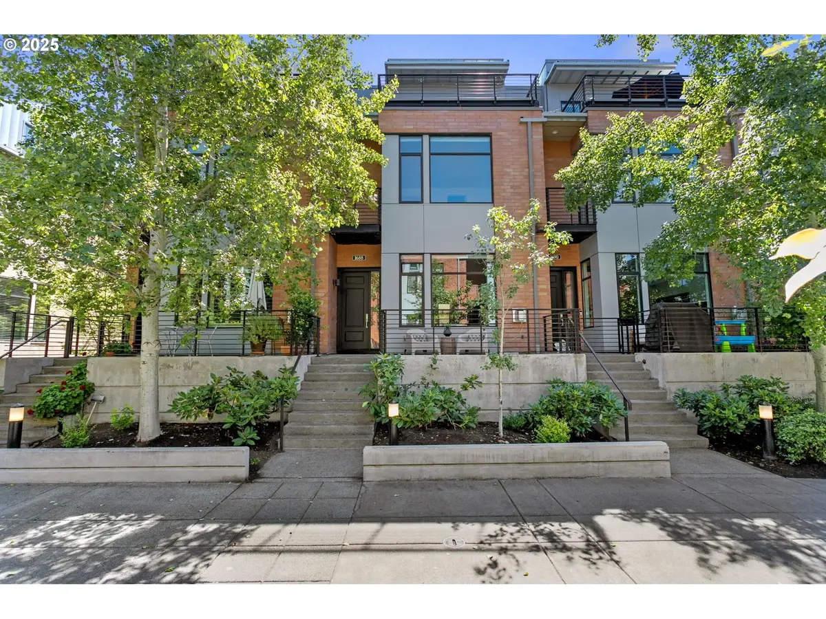 1688 NW Riverscape St, Portland, OR 97209 - Image #1