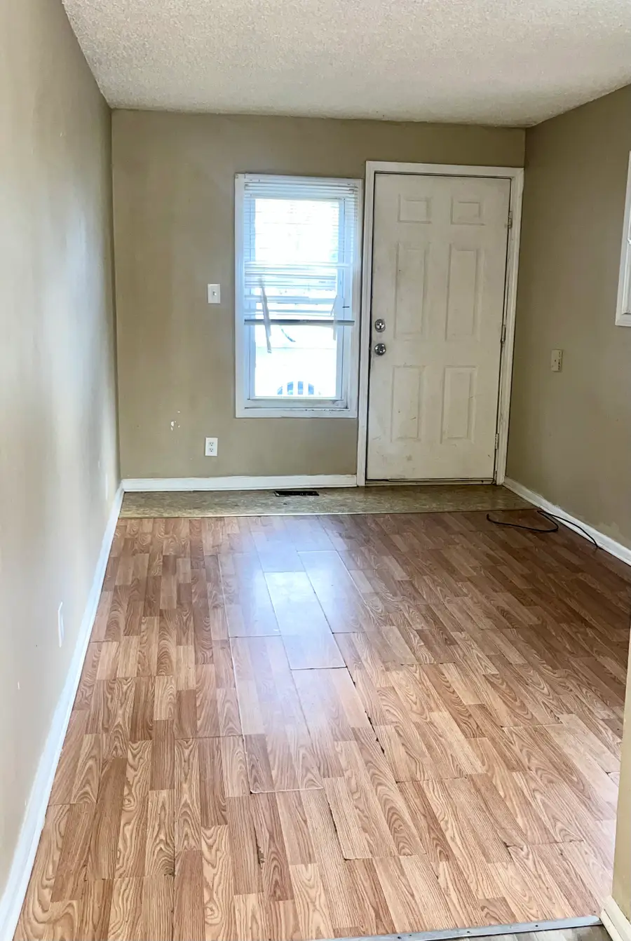 636 Partridge Street, Flint, MI 48503 - #2