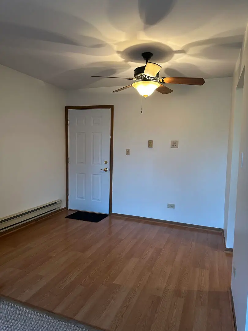 4302 Shamrock Lane , 2G, McHenry, IL 60050 - Image #2