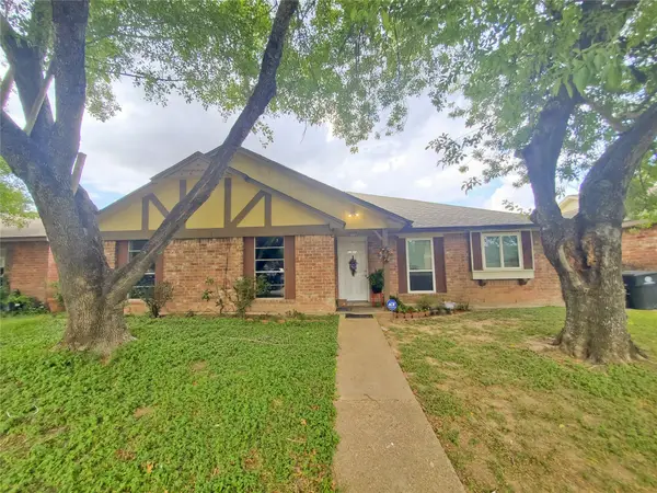 12816 Shannon Hills Drive, Houston, TX 77099