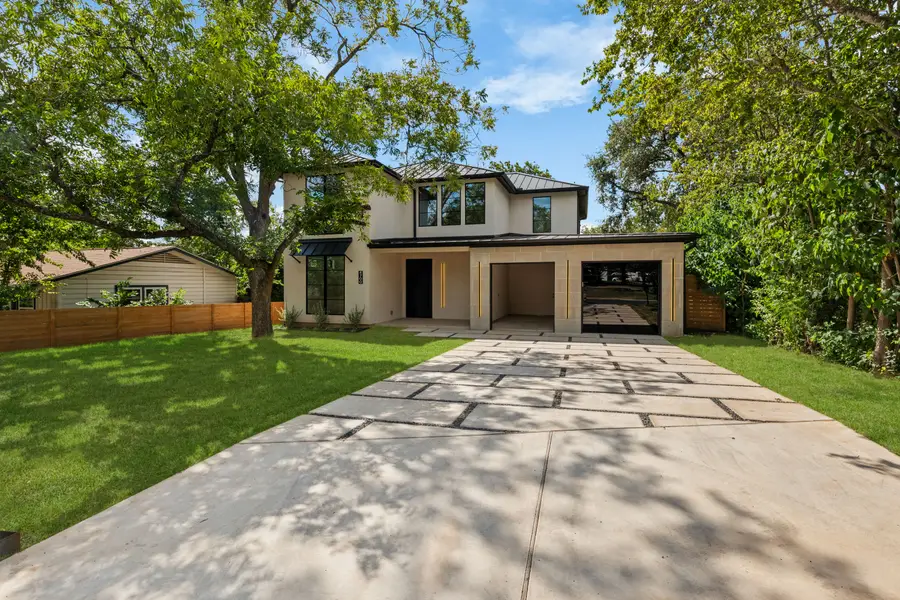 4700 Banister Ln, Austin, TX 78745 - #3