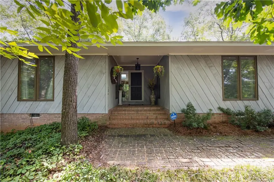 17 Moses Place, Phenix City, AL 36870 - #2