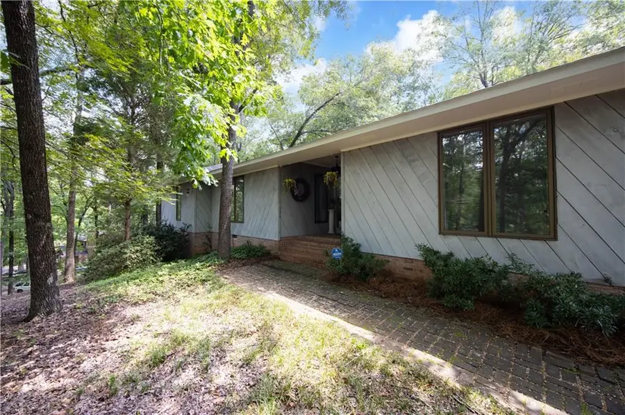 17 Moses Place, Phenix City, AL 36870 - #3
