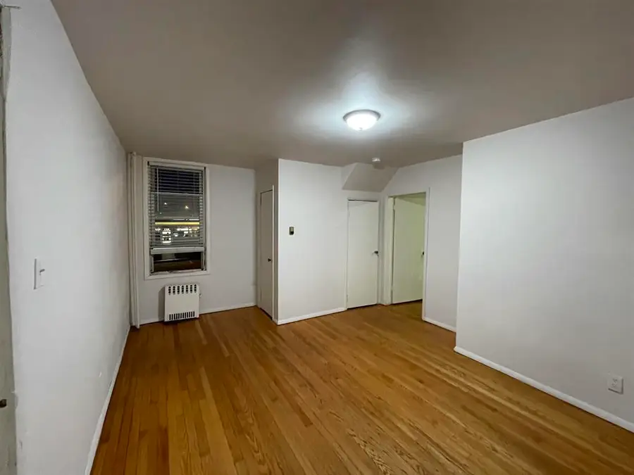 861 7th St, Secaucus, NJ 07094 - #3