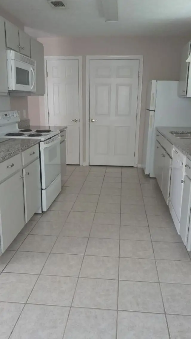 317 Robinhood, Nacogdoches, TX 75961 - Image #3