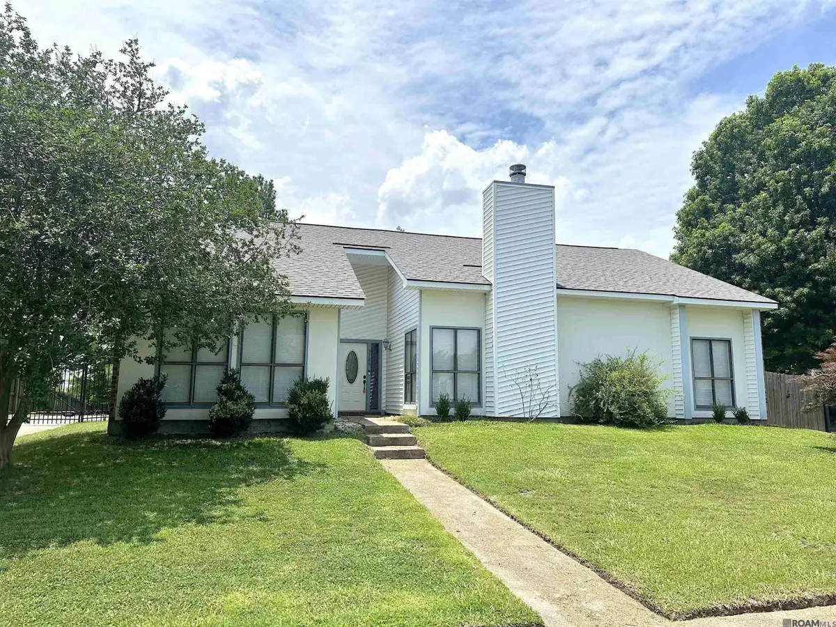 9786 Kinglet Dr, Baton Rouge, LA 70809 - #1