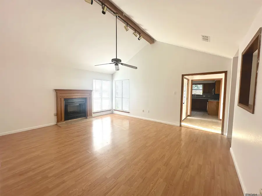 9786 Kinglet Dr, Baton Rouge, LA 70809 - #2