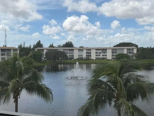 1905 Bermuda Circle #L4, Coconut Creek, FL 33066