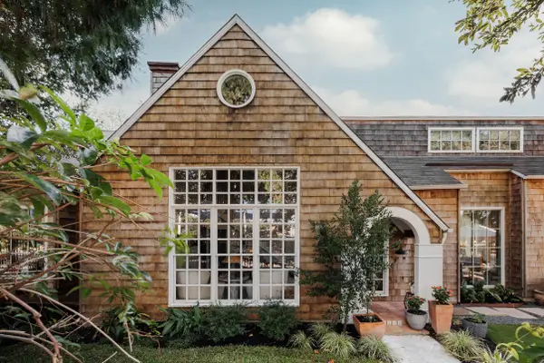 2109 W 48th St, Austin, TX 78756