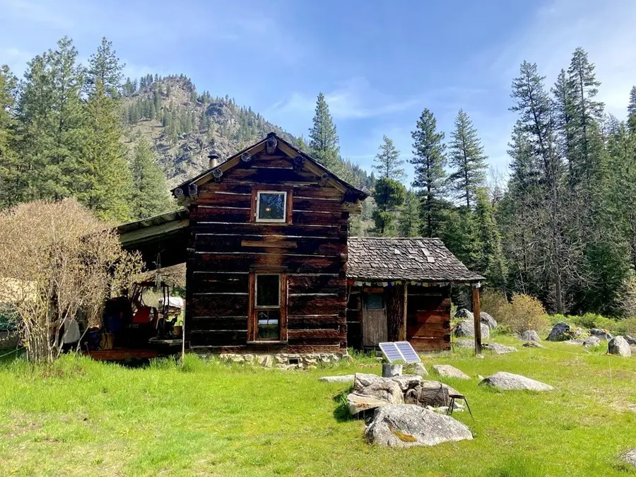 3869 Big Salmon River Rd, Riggins, ID 83549 - #3