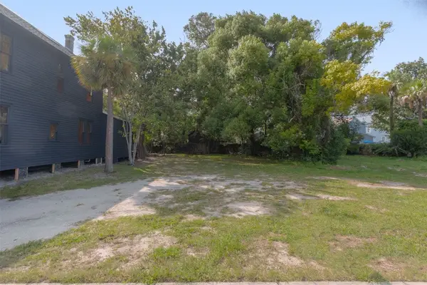 111 S 8th Street, Fernandina Beach, FL 32034
