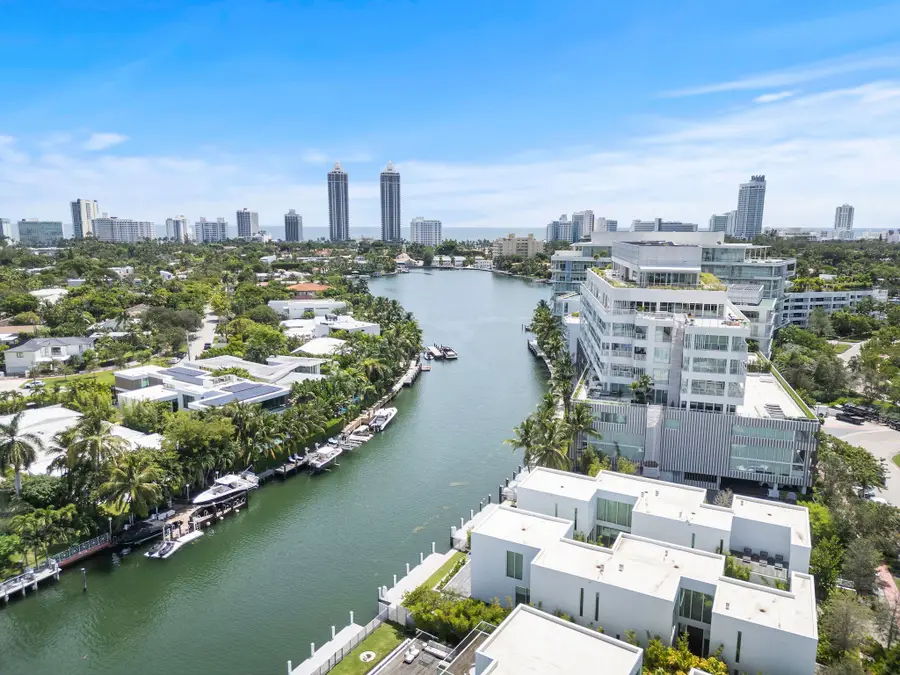 1011 W 48th St #8, Miami Beach, FL 33140 - #3