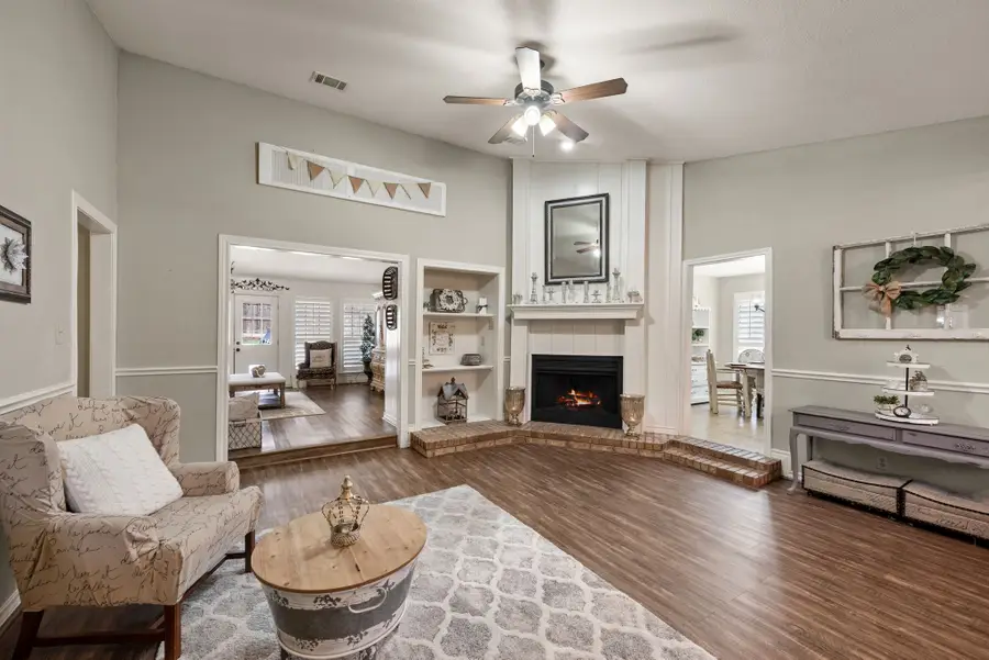 3229 David Drive, Hurst, TX 76054 - #2
