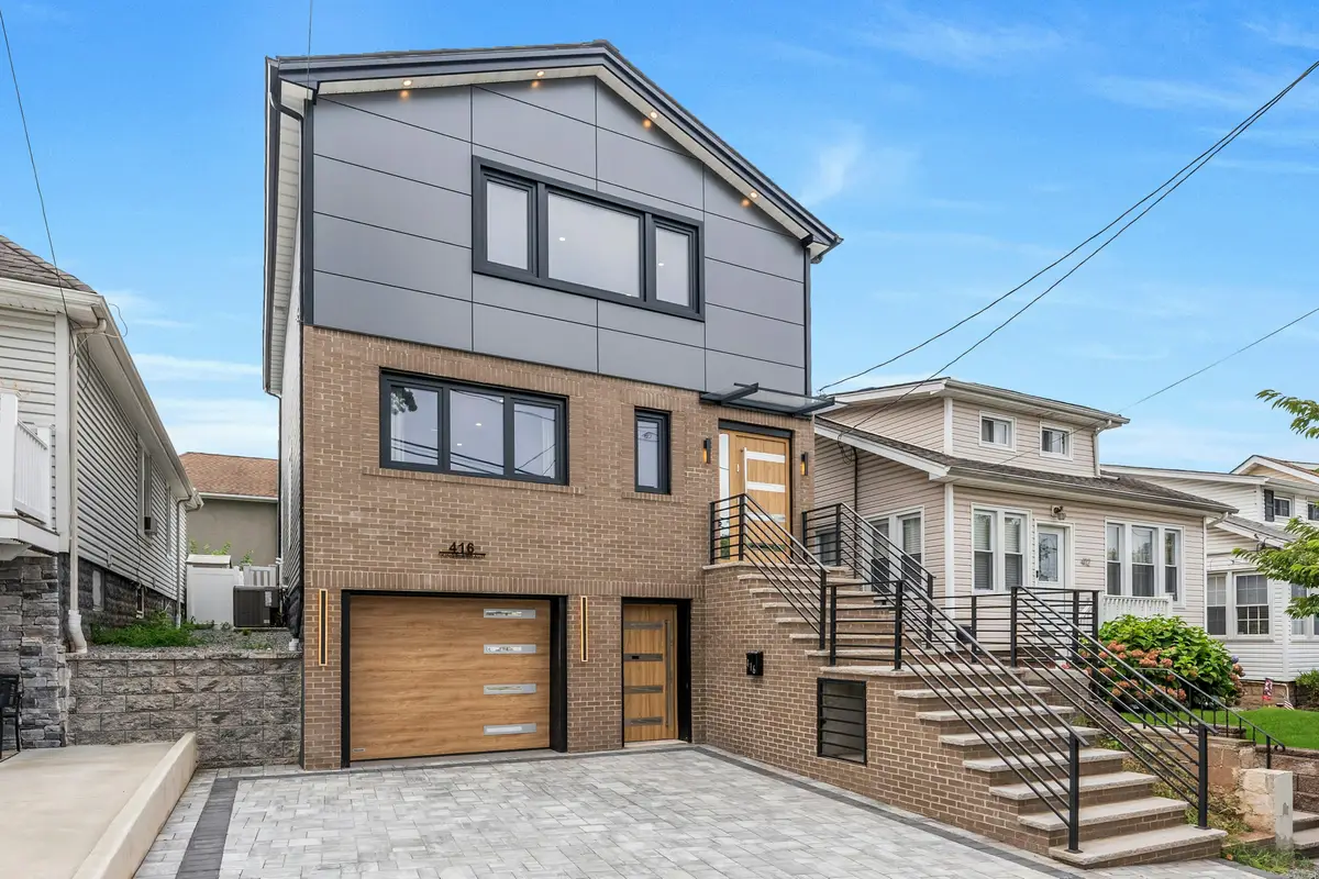 416 Kingsland Avenue, Lyndhurst, NJ 07071 - Image #1