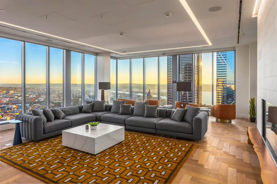 800 Columbia Street #1007, Seattle, WA 98104 - Image #3