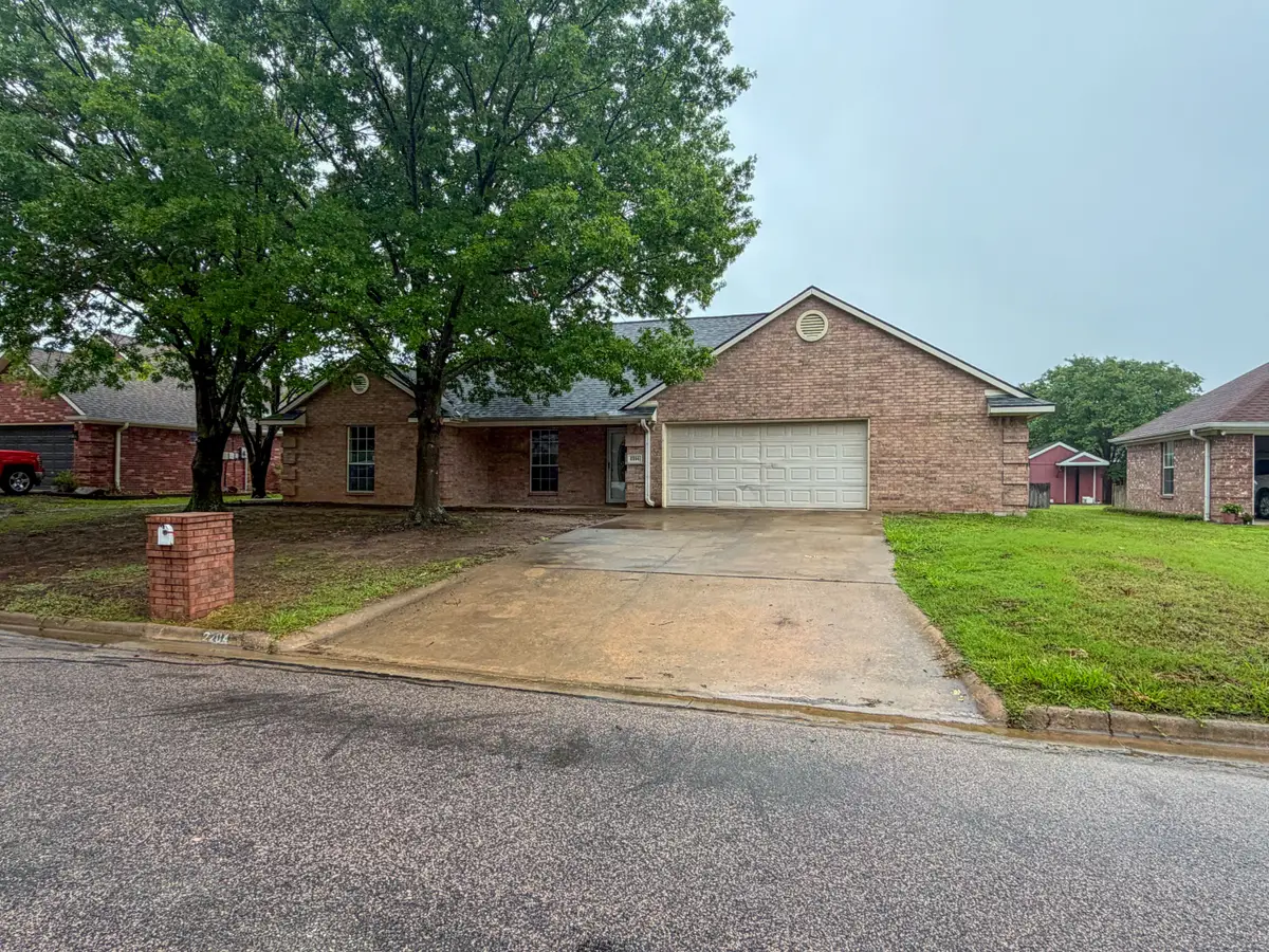 2204 N Village Drive, Bonham, TX 75418 - #1