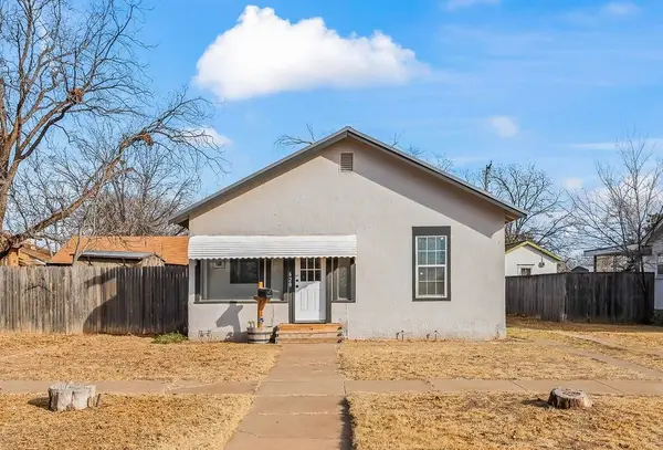 620 S 11th Street, Slaton, TX 79364