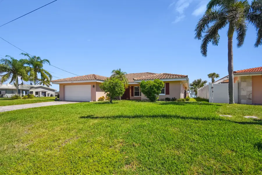529 Johns Pass Avenue, Madeira Beach, FL 33708 - Image #2