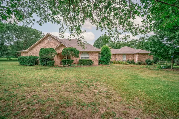 9569 Fm 347, Jacksonville, TX 75766