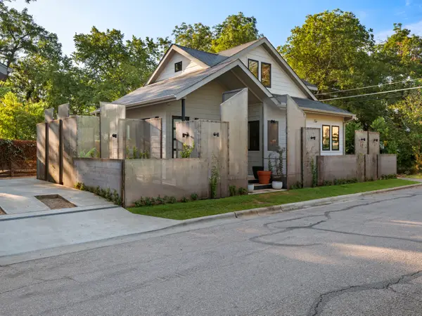 1401 E 3rd St #2, Austin, TX 78702