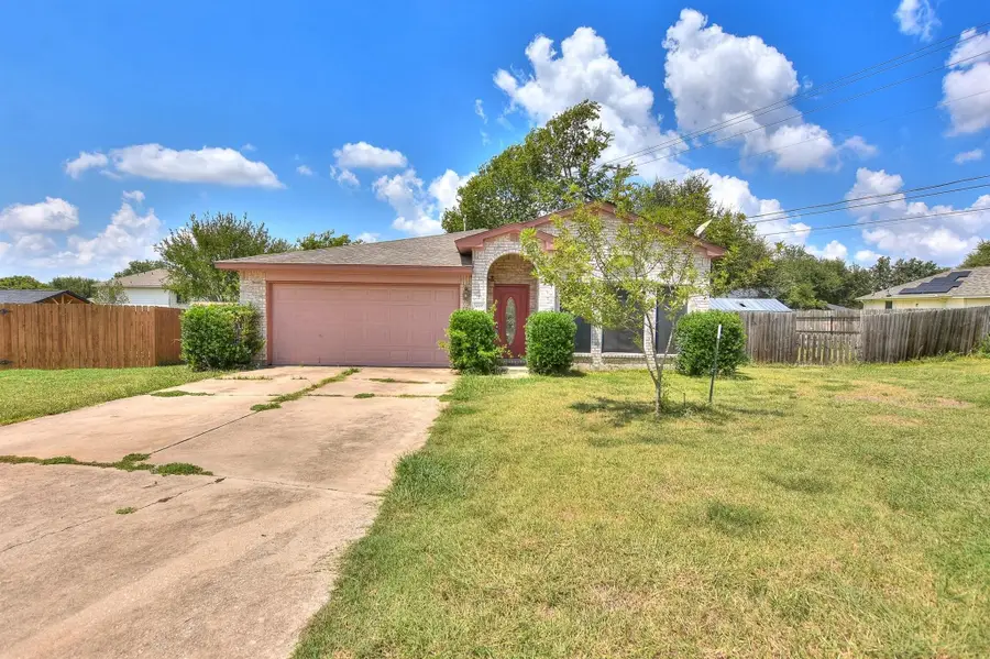 3007 Crystal Cv, Taylor, TX 76574 - #3