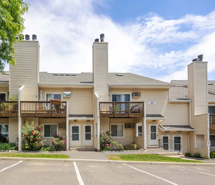 8 Rose Lane #18-10, Danbury, CT 06811 - #2