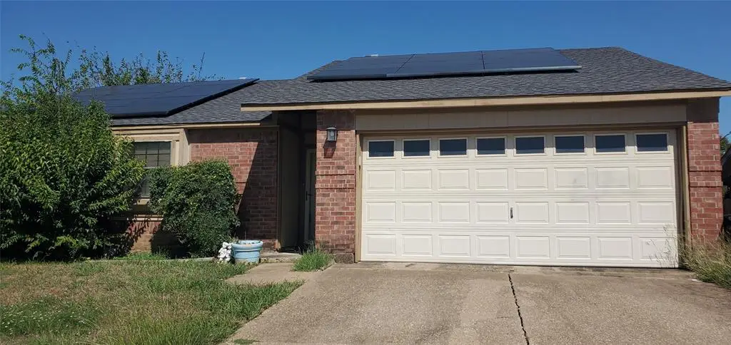 707 W Embercrest, Arlington, TX 76017 - #1