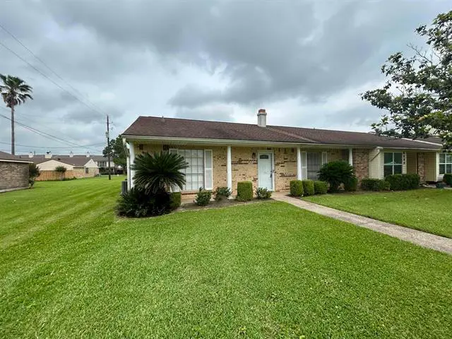 8690 Manion Drive, Beaumont, TX 77706 - #1