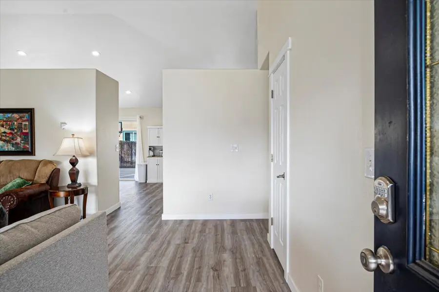 2223 NW Jackpine, Redmond, OR 97756 - Image #3