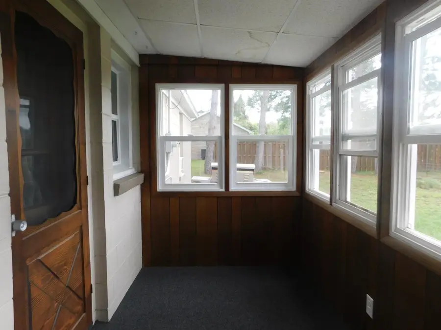 1134 E King Rd, Tomahawk, WI 54487 - Image #2