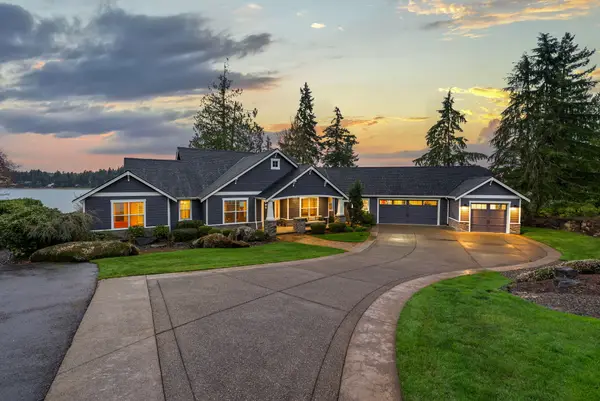 4827 Bayshore Lane Nw, Olympia, WA 98502