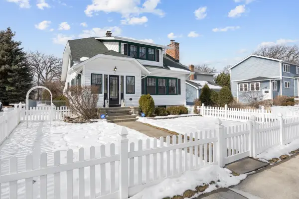 Address Withheld By Seller, Itasca, IL 60143