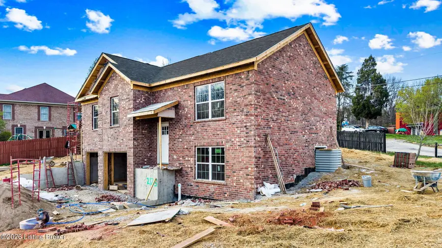 2125 Churchdown Ln, Louisville, KY 40214 - #2