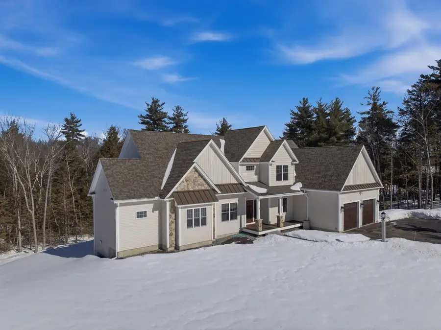 5 Sawmill Lane, New Boston, NH 03070 - #3