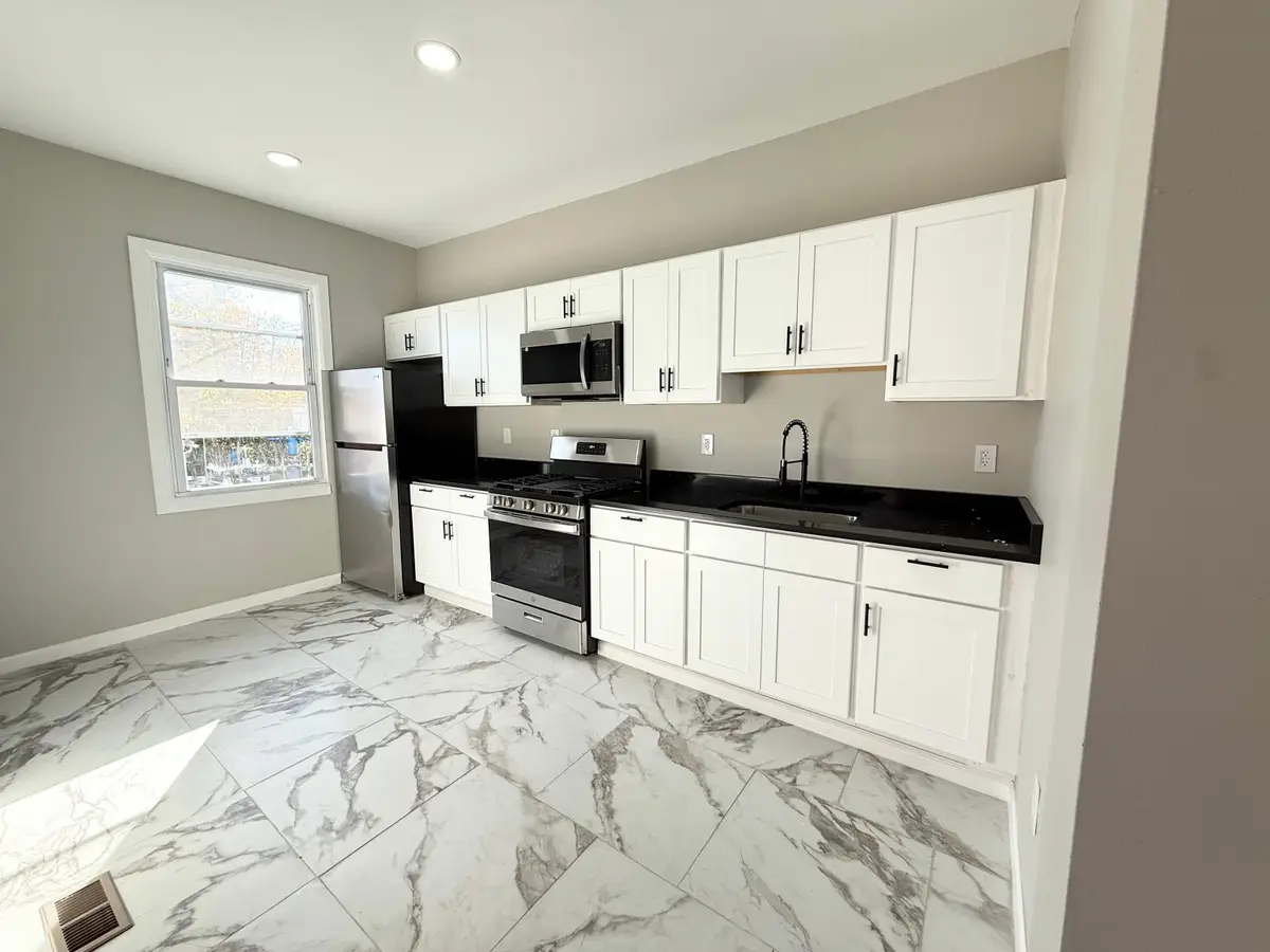 41 Howe Street, New Haven, CT 06511 - #1