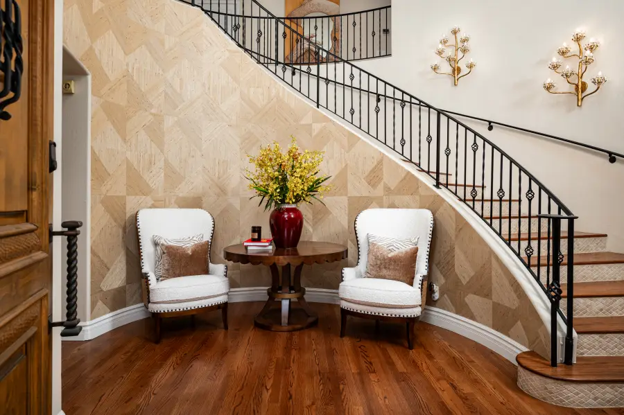 17 W Sierra Vista Drive, Phoenix, AZ 85013 - Image #2