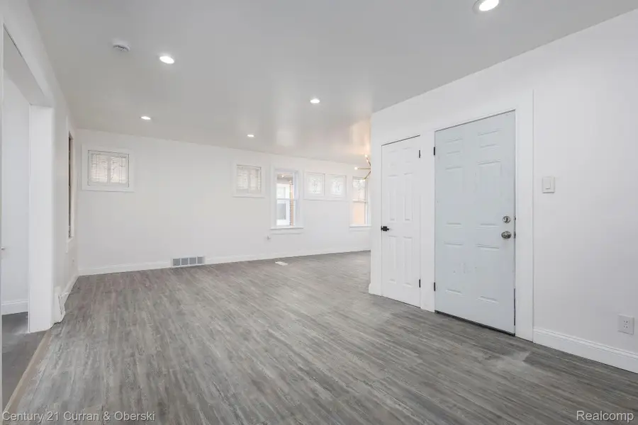 12468-70 Mendota Street, Detroit, MI 48204 - #2