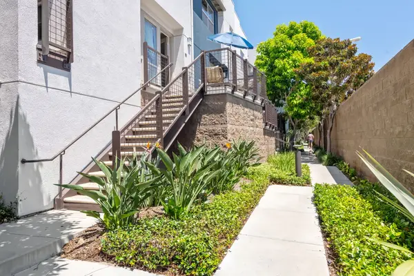 5410 W 149th Place #16, Hawthorne, CA 90250