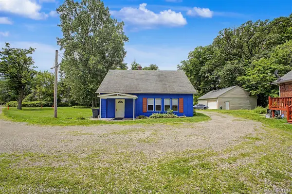 24915 Saint Paul Boulevard, Harrison Charter Township, MI 48045