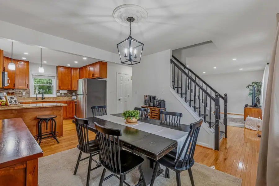 13005 Kingswell Dr, Woodbridge, VA 22193 - #2